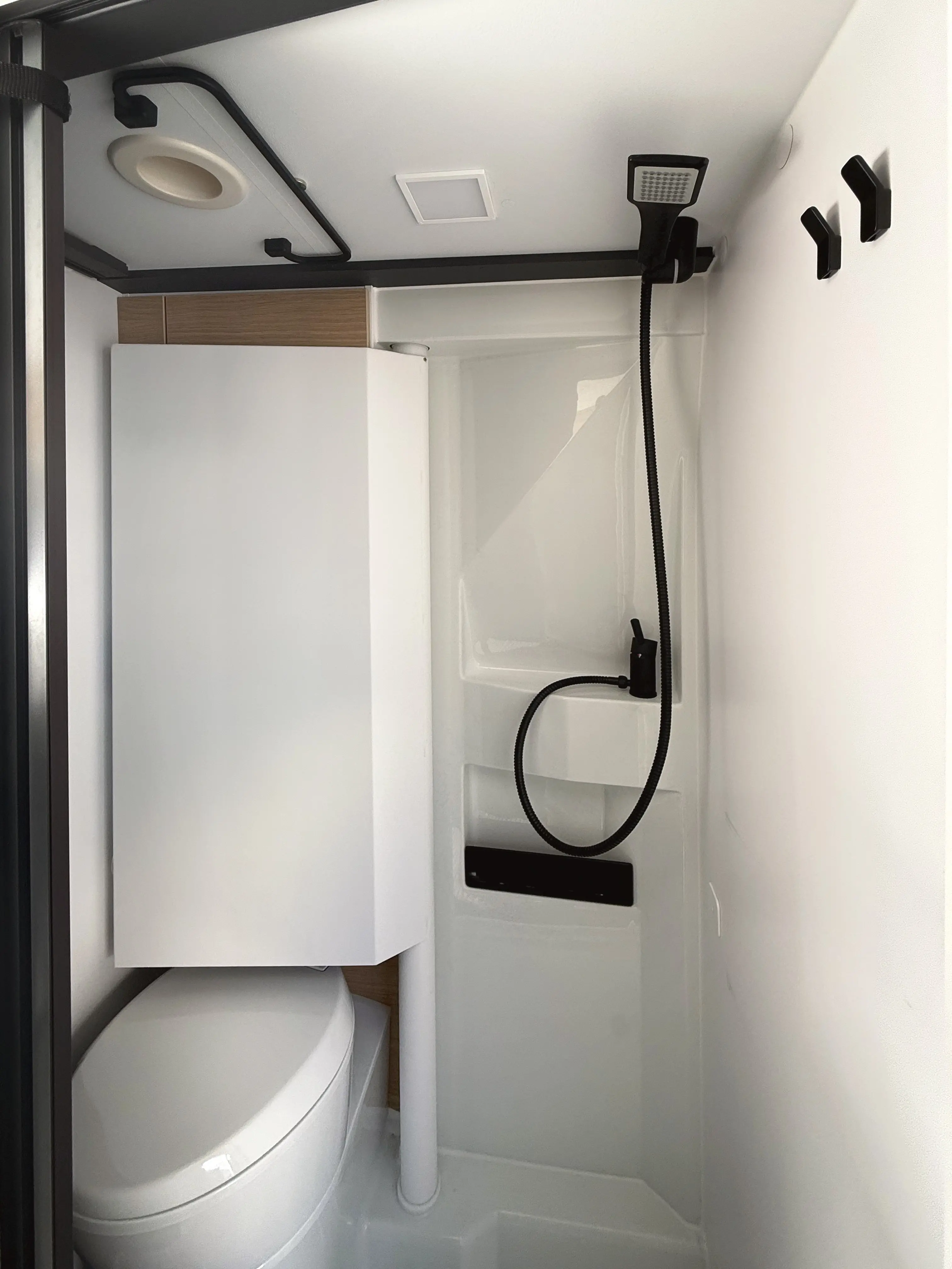 Foto de Adria Twin 640 SGX