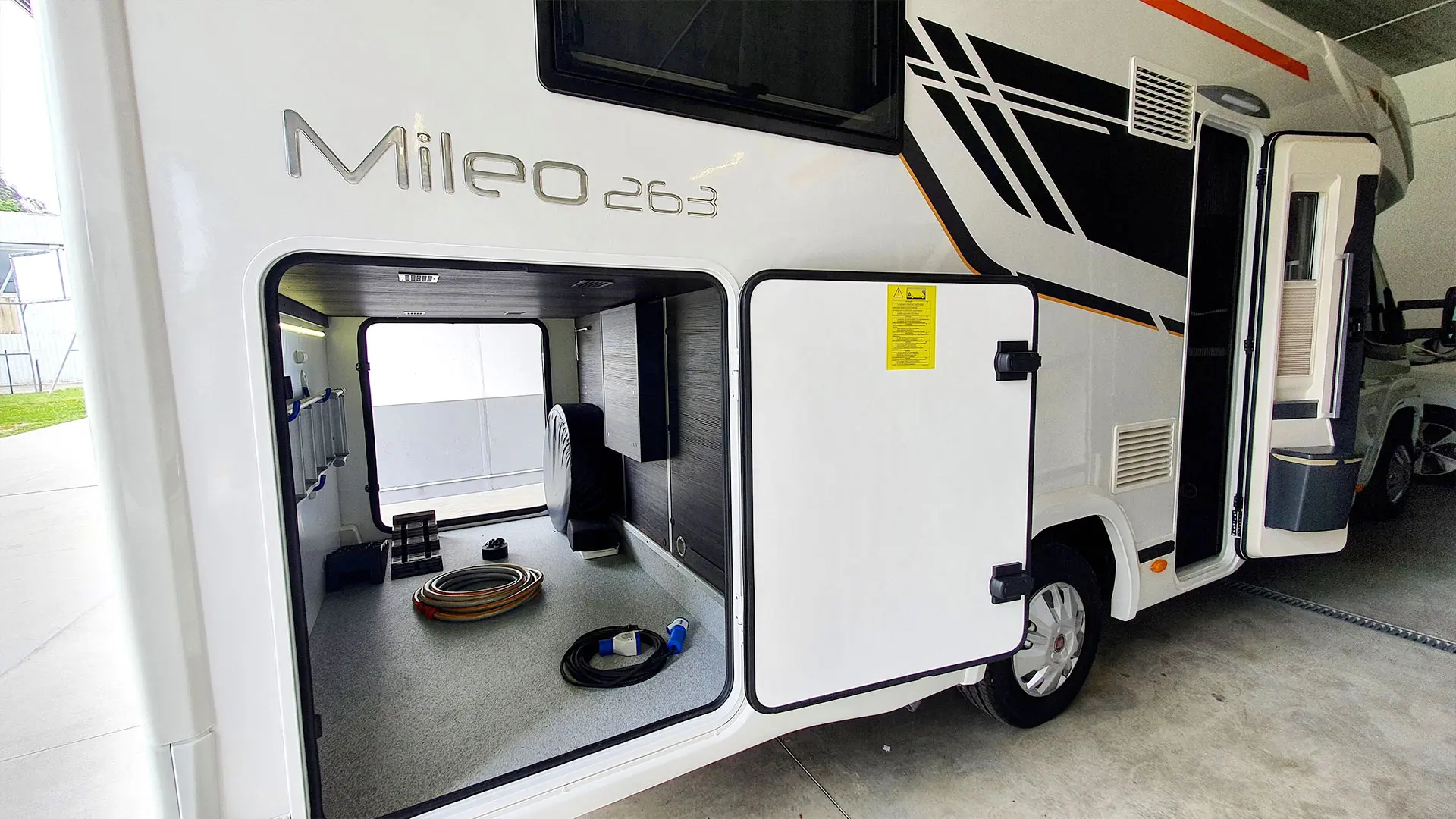 Foto de Autocaravana perfilada familiar en Pontevedra