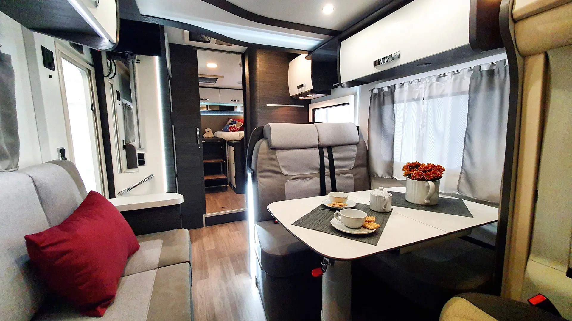 Foto de Autocaravana perfilada familiar en Pontevedra