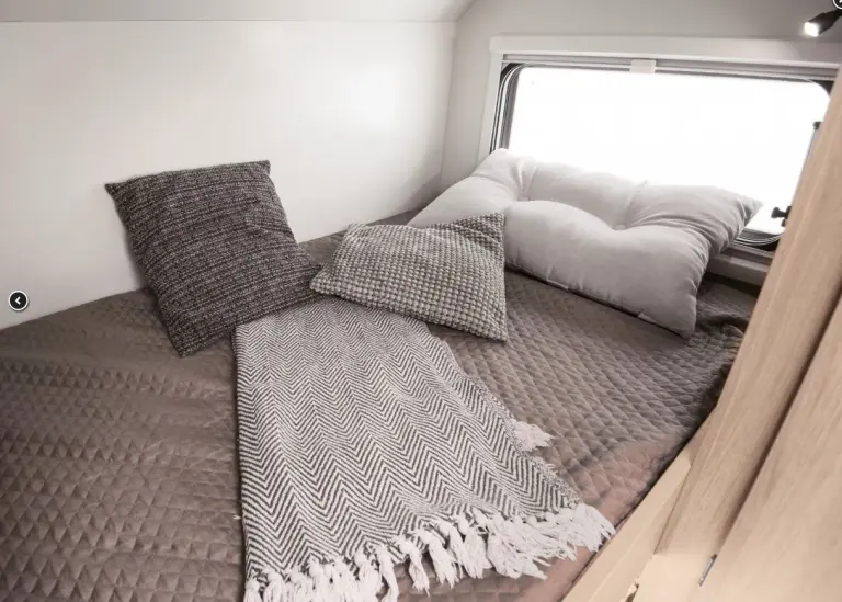 Foto de Autocaravana perfilada en Vitoria