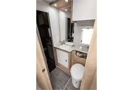 Foto de Autocaravana perfilada en Vitoria